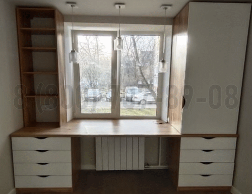 Рабочая зона у окна в Пензе